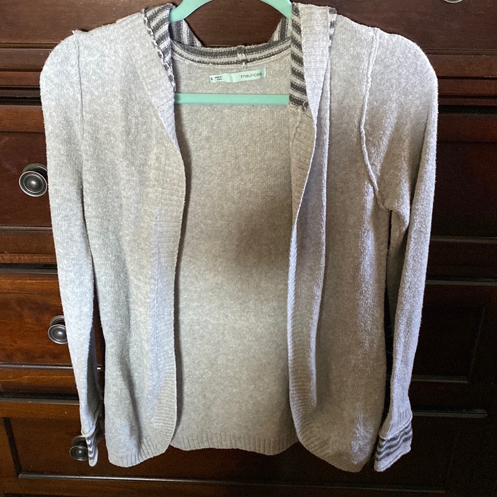 Maurices gray sweater/cardigan